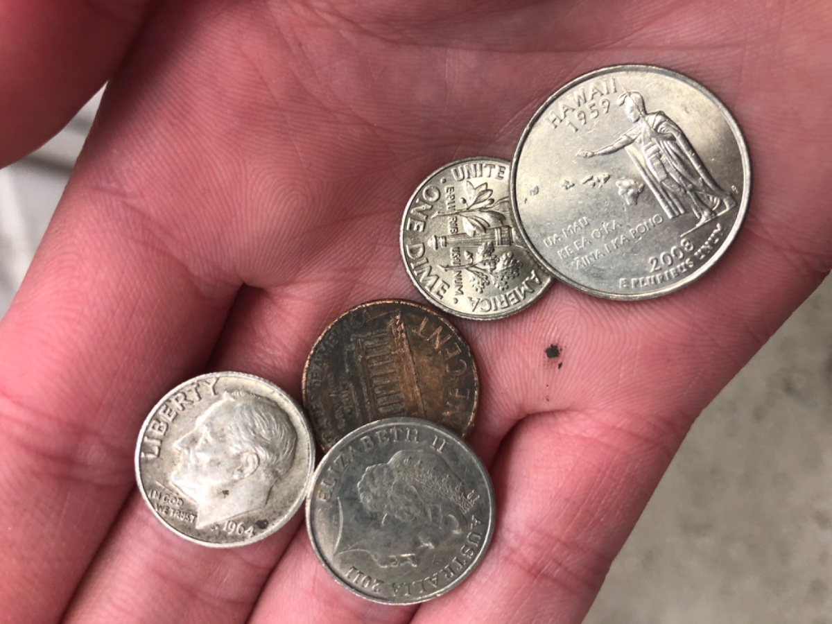 Coinstar-Finds!-Including-Bank-Counters-And-Other-Machines
